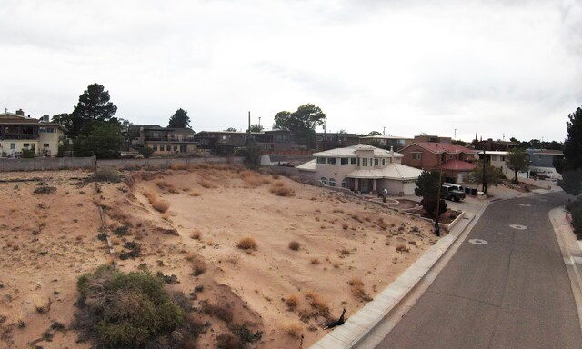 1407 Crescent Dr NW, Albuquerque, NM 87105