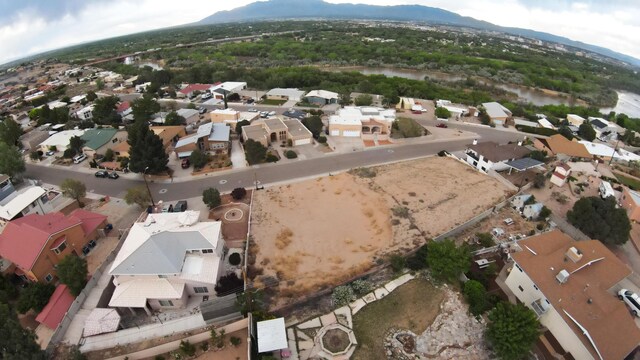 1407 Crescent Dr NW, Albuquerque, NM 87105