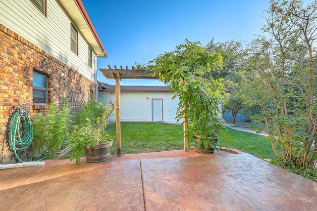 4719 Huntington Dr NE, Albuquerque, NM 87111 - view of patio / terrace with a pergola