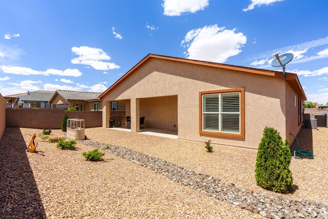 590 Rio Chama Cir SW, Los Lunas, NM 87031 - view of yard with a mountain view and a fenced backyard