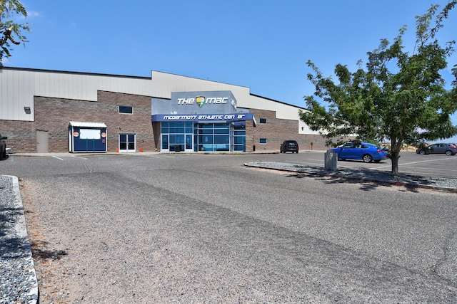15 Los Miradores Dr NE, Rio Rancho, NM 87124 - view of commercial location featuring uncovered parking