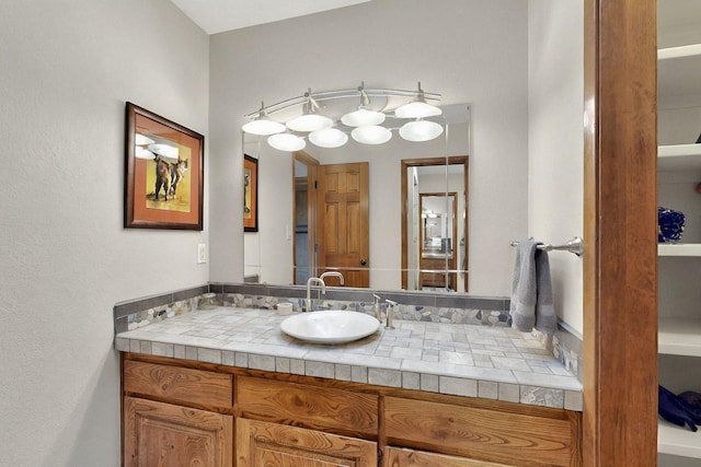 13108 Della Longa Ln NE, Albuquerque, NM 87111 - bathroom with vanity
