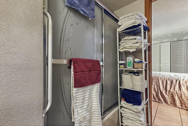 2800 Vail Ave SE Unit D113, Albuquerque, NM 87106 - bathroom with tile patterned flooring