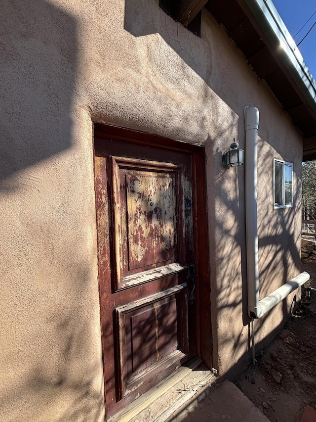1816 Isleta Blvd SW, Albuquerque, NM 87105 - property entrance with stucco siding