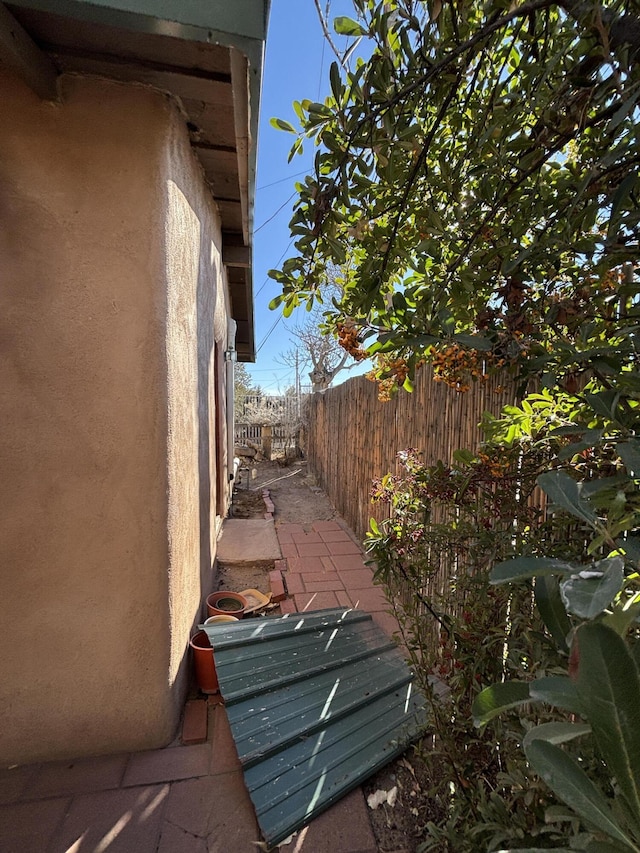 1816 Isleta Blvd SW, Albuquerque, NM 87105 - view of side of property featuring stucco siding