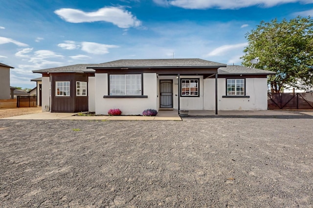404 Pecos Loop SE, Rio Rancho, NM 87124 - ranch-style home featuring stucco siding