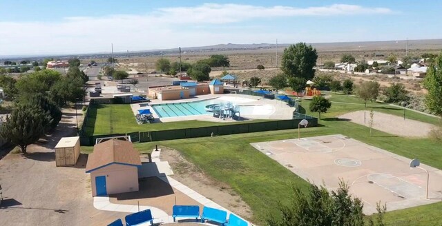 404 Pecos Loop SE, Rio Rancho, NM 87124 - aerial view of a pool area