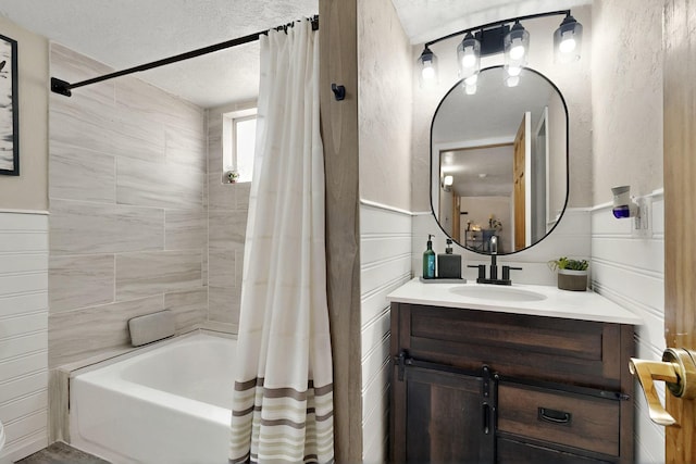 404 Pecos Loop SE, Rio Rancho, NM 87124 - full bathroom with vanity, a textured ceiling, and shower / bath combination with curtain