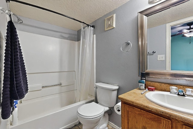 8912 Silverado Ave SW, Albuquerque, NM 87121 - full bath featuring a textured ceiling, a textured wall, toilet, vanity, and shower / bath combination with curtain