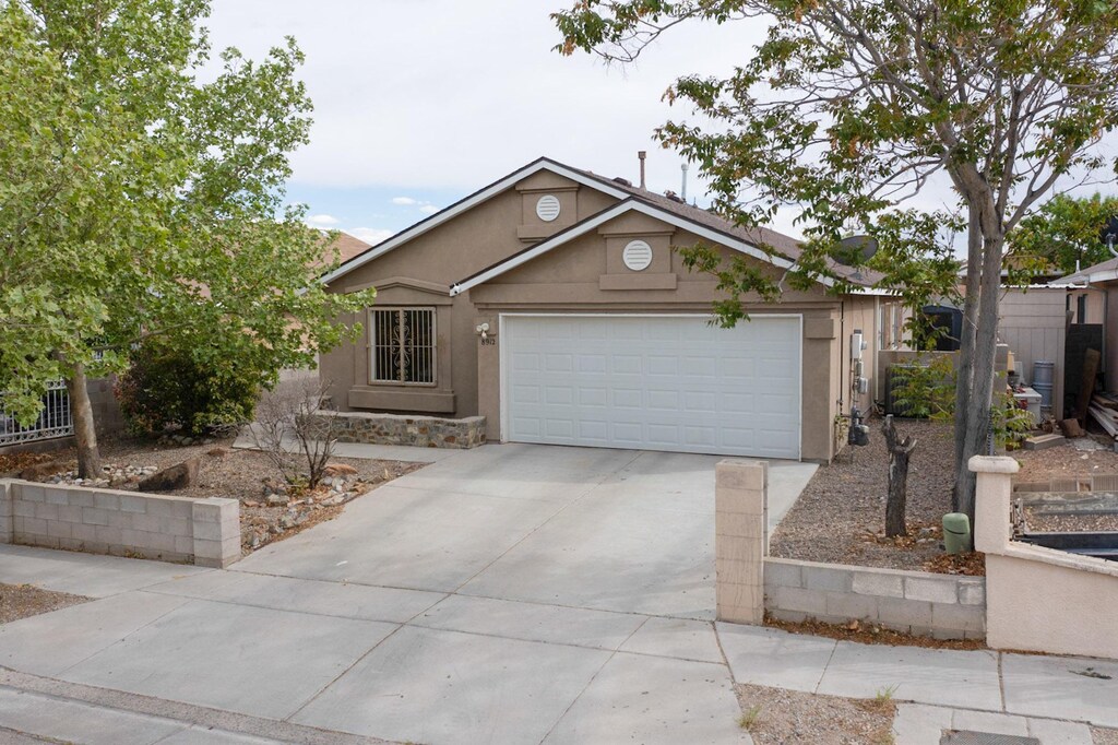 8912 Silverado Ave SW, Albuquerque, NM 87121 - photo 1