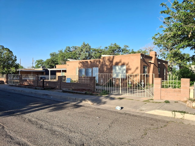 305 56th St SW, Albuquerque, NM 87121 - photo 1