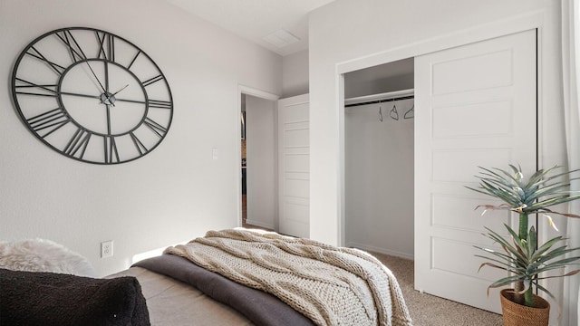 4114 Silver Springs Rd NE, Rio Rancho, NM 87144 - bedroom with carpet and a closet