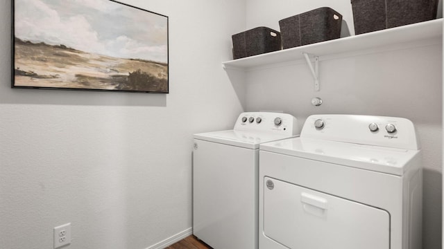 4114 Silver Springs Rd NE, Rio Rancho, NM 87144 - laundry room featuring independent washer and dryer and baseboards