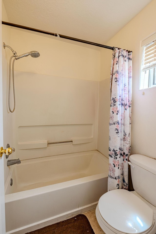 10500 Trieste Ct NW, Albuquerque, NM 87114 - full bath with toilet and shower / bath combo