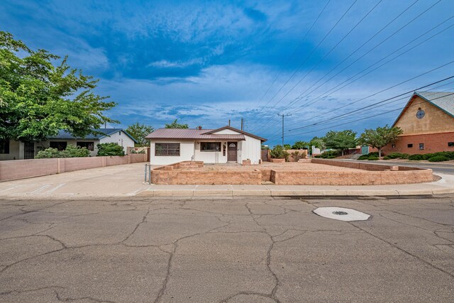 1329 Erbbe St NE, Albuquerque, NM 87112 - photo 1