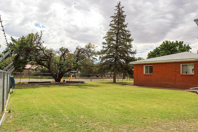 2701 Chapulin Rd SW, Albuquerque, NM 87105 - view of yard