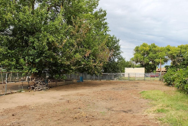 2701 Chapulin Rd SW, Albuquerque, NM 87105 - view of yard with an outdoor structure
