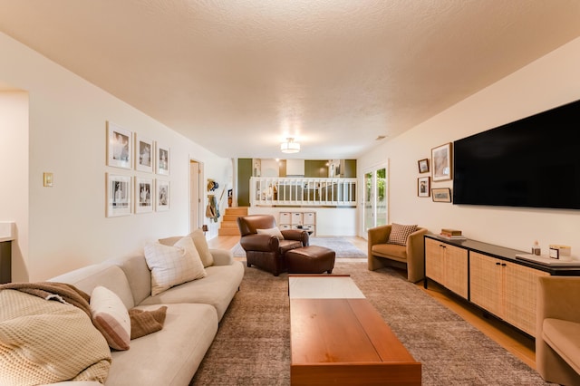 7416 Don Tomas Ln NE, Albuquerque, NM 87109 - living area with wood finished floors