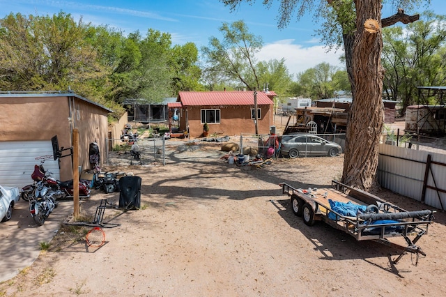 2327 Pajarito Rd SW, Albuquerque, NM 87105 - view of yard with fence