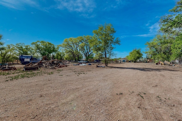 2327 Pajarito Rd SW, Albuquerque, NM 87105 - view of yard