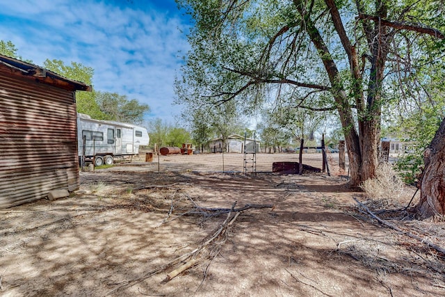 2327 Pajarito Rd SW, Albuquerque, NM 87105 - view of yard