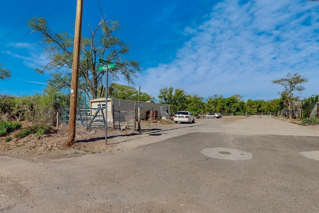 2327 Pajarito Rd SW, Albuquerque, NM 87105 - view of road