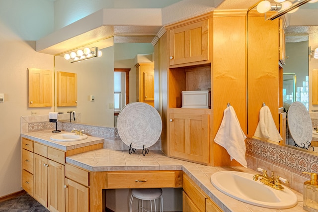 2392 Manzano Loop NE, Rio Rancho, NM 87144 - full bath with vanity