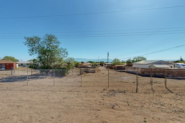1614 Del Monte Trl SW, Albuquerque, NM 87121 - view of yard with fence