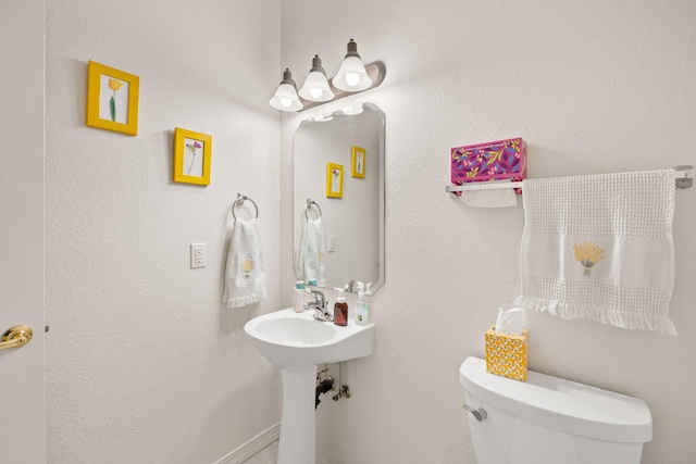3916 Alamogordo Dr NW, Albuquerque, NM 87120 - bathroom with toilet