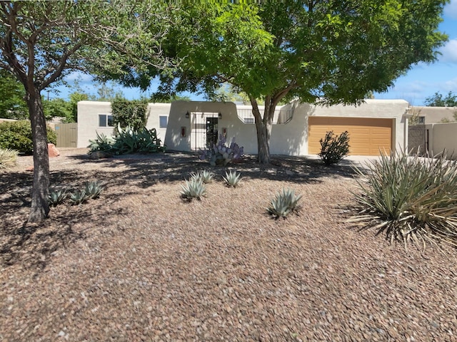 3912 Wellesley Dr NE, Albuquerque, NM 87107 - photo 1