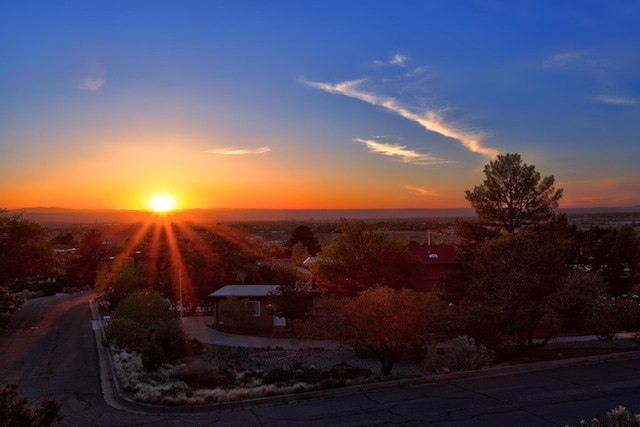 1106 Warm Sands Dr SE, Albuquerque, NM 87123 - view of aerial view at dusk