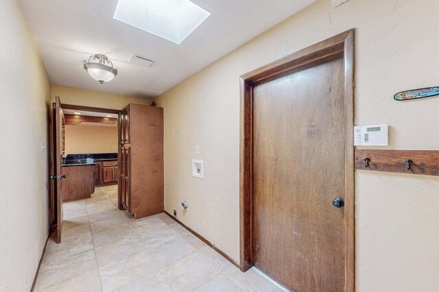 501 Calle De La Angel, Bernalillo, NM 87004 - hallway with a skylight