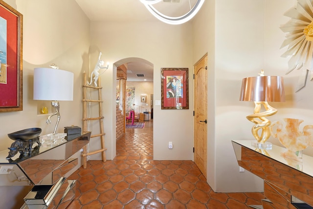 28 Canon Escondido, Sandia Park, NM 87047 - hallway featuring arched walkways