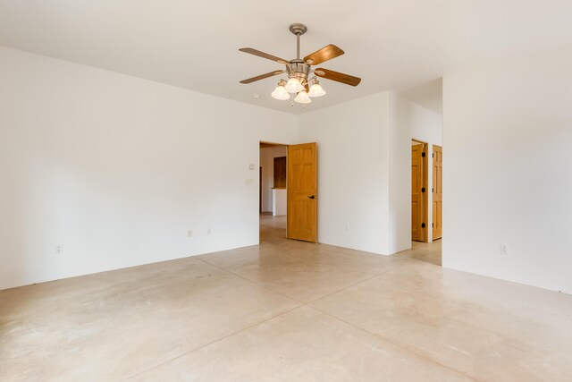 13 Asher Ln, Tijeras, NM 87059 - spare room with finished concrete flooring and ceiling fan
