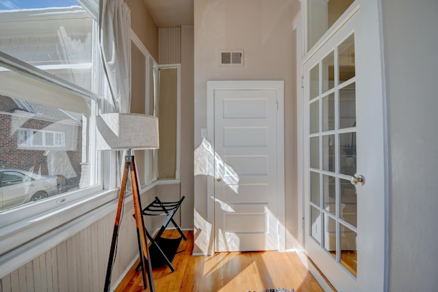 223 14th St NW, Albuquerque, NM 87104 - view of sunroom