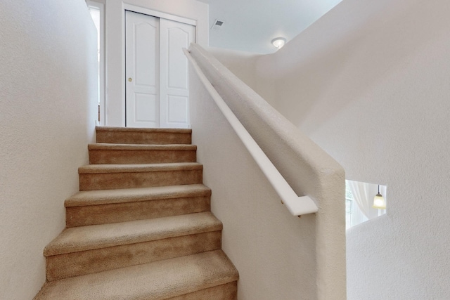 525 Peaceful Meadows Dr NE, Rio Rancho, NM 87144 - view of stairway