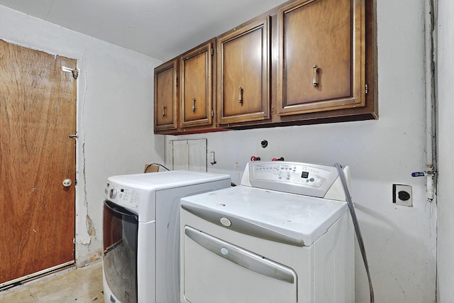 1237 Gabaldon Rd, Belen, NM 87002 - washroom with cabinet space and washing machine and dryer