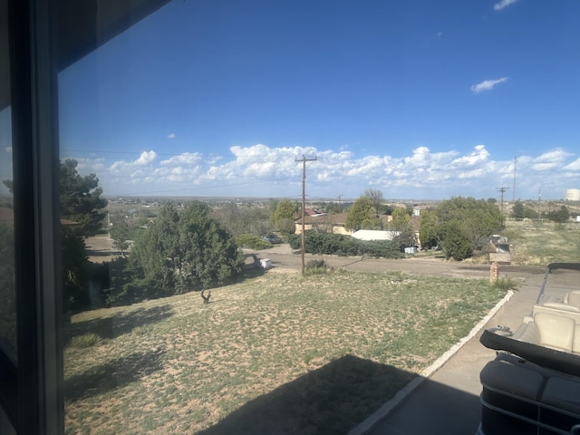 2833 Tiffany Rd, Tucumcari, NM 88401 - view of green lawn
