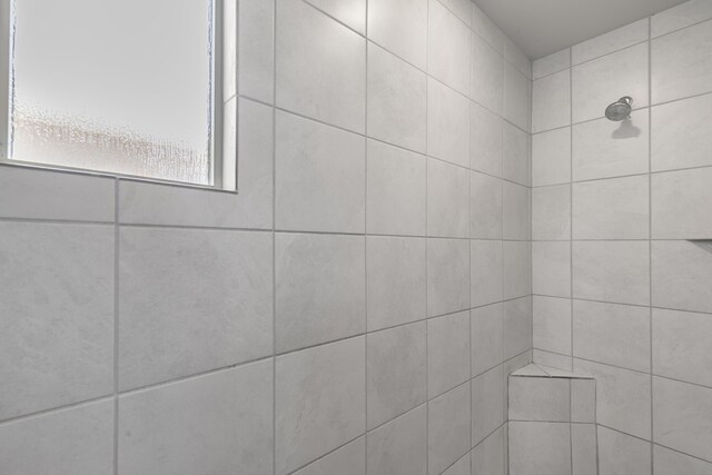 6 Margarita Cir, Los Lunas, NM 87031 - bathroom view of a tile shower