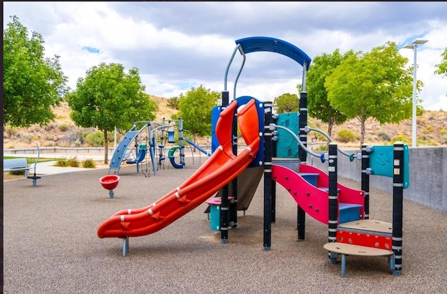 2659 Vista Manzano Loop NE, Rio Rancho, NM 87144 - view of community playground