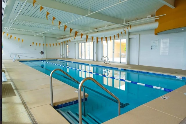 2659 Vista Manzano Loop NE, Rio Rancho, NM 87144 - view of indoor community pool