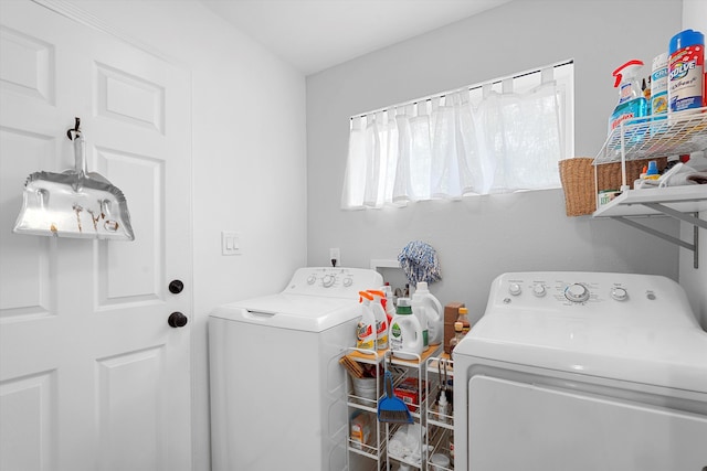 4235 Pumice Dr NE, Rio Rancho, NM 87124 - laundry area with washer and dryer