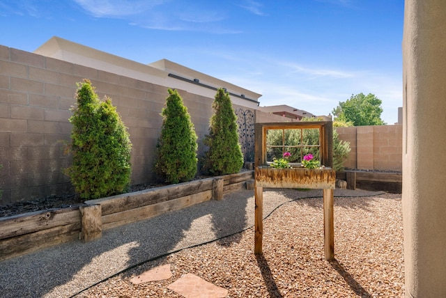 4612 Cactus Ave NW, Albuquerque, NM 87114 - view of fenced backyard