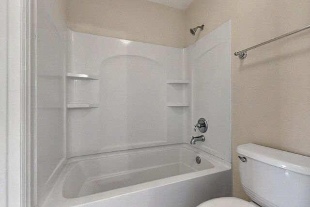1412 Wind Ridge Dr NW, Albuquerque, NM 87120 - full bathroom featuring toilet and shower / bath combination