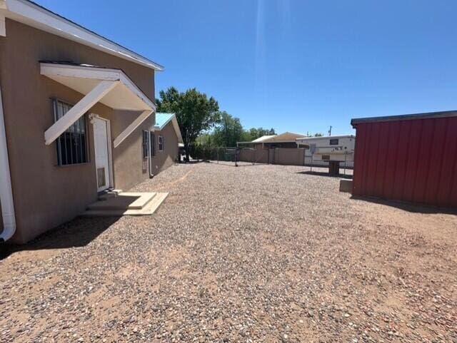 2119 Besler Ln SW, Albuquerque, NM 87105 - view of yard