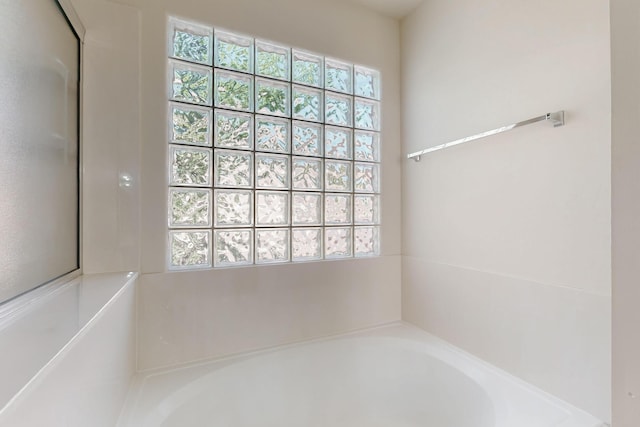 5124 Pyrite Pl NW, Albuquerque, NM 87114 - full bath with plenty of natural light and a bath