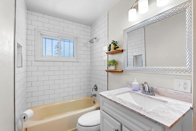 7609 Hannett Ave NE, Albuquerque, NM 87110 - full bath with vanity, toilet, and  shower combination