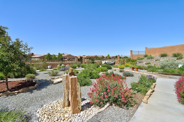 6240 Redroot St, Albuquerque, NM 87120 - view of yard featuring a residential view