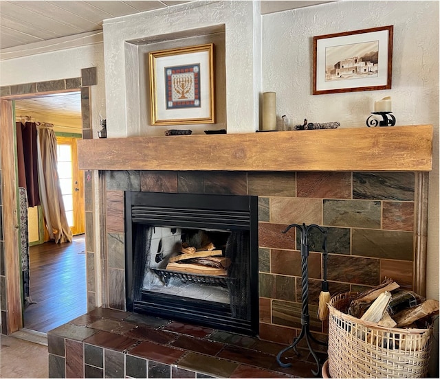 34 Halcon Rd, Ramah, NM 87321 - detailed view of a fireplace and a textured wall