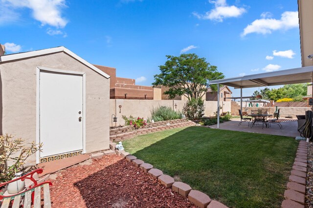 1908 Selway Pl NW, Albuquerque, NM 87120 - view of yard featuring a patio